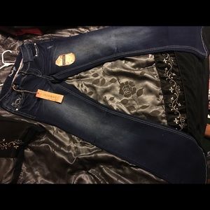 Low rise slim bootcut skinny jeans